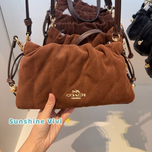 NWT Coach aye Shoulder Bag With Quilting CCZ55 Suede and smooth leather Gold